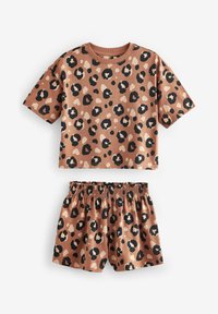 Zwei-teiliges Set im Leopardenmuster mit einem kurzärmligen Oberteil und Shorts mit elastischem Bund aus einem rostfarbenen Stoff mit schwarzen und cremfarbenen Flecken.