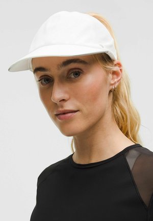 FAST AND FREE RUN HAT PONY - Cap - white