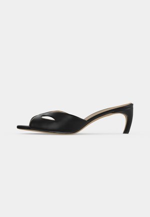 Victoria Beckham HARLOW MASK MULE 55 - Чехли с токчета - black