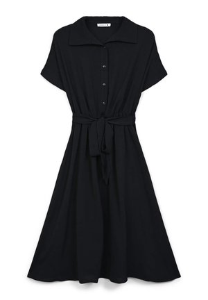 Abito nero a maniche corte con colletto a camicia, chiusura frontale con bottoni e vita legata. Realizzato in tessuto morbido con una silhouette fluida a linea A.