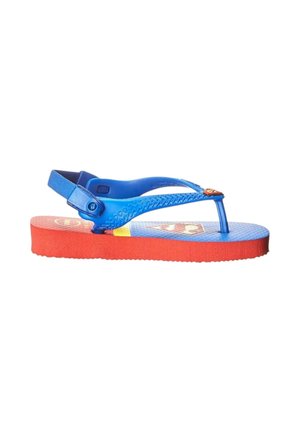 Sandalo infradito blu e rosso per bambino con cinturino posteriore regolabile blu e logo di supereroe sulla soletta blu.