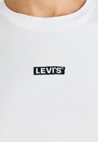 Levi's® ESSENTIAL SPORTY TEE - T-shirt basique - white