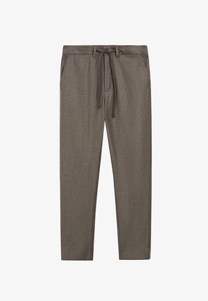 Brune slim-fit bukser med forlommer, bæltestropper, knaplukning og justerbar snørefunktion i taljen.
