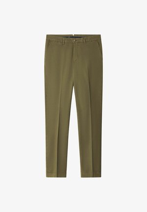 Olijfgroene broek van zachte stof, met rechte pijpen, riemlussen en een ritssluiting met knoop.