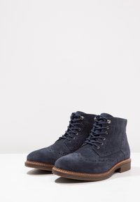 Pier One Botines con cordones - dark blue