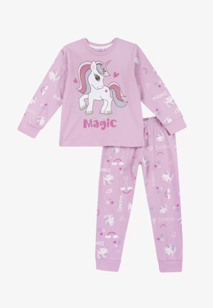 Helles rosa Pyjama-Set mit einem Einhorn-Motiv und Glitzerakzenten. Langärmeliges Oberteil und gemusterte Hose mit Sternen, Regenbögen und Herzen.