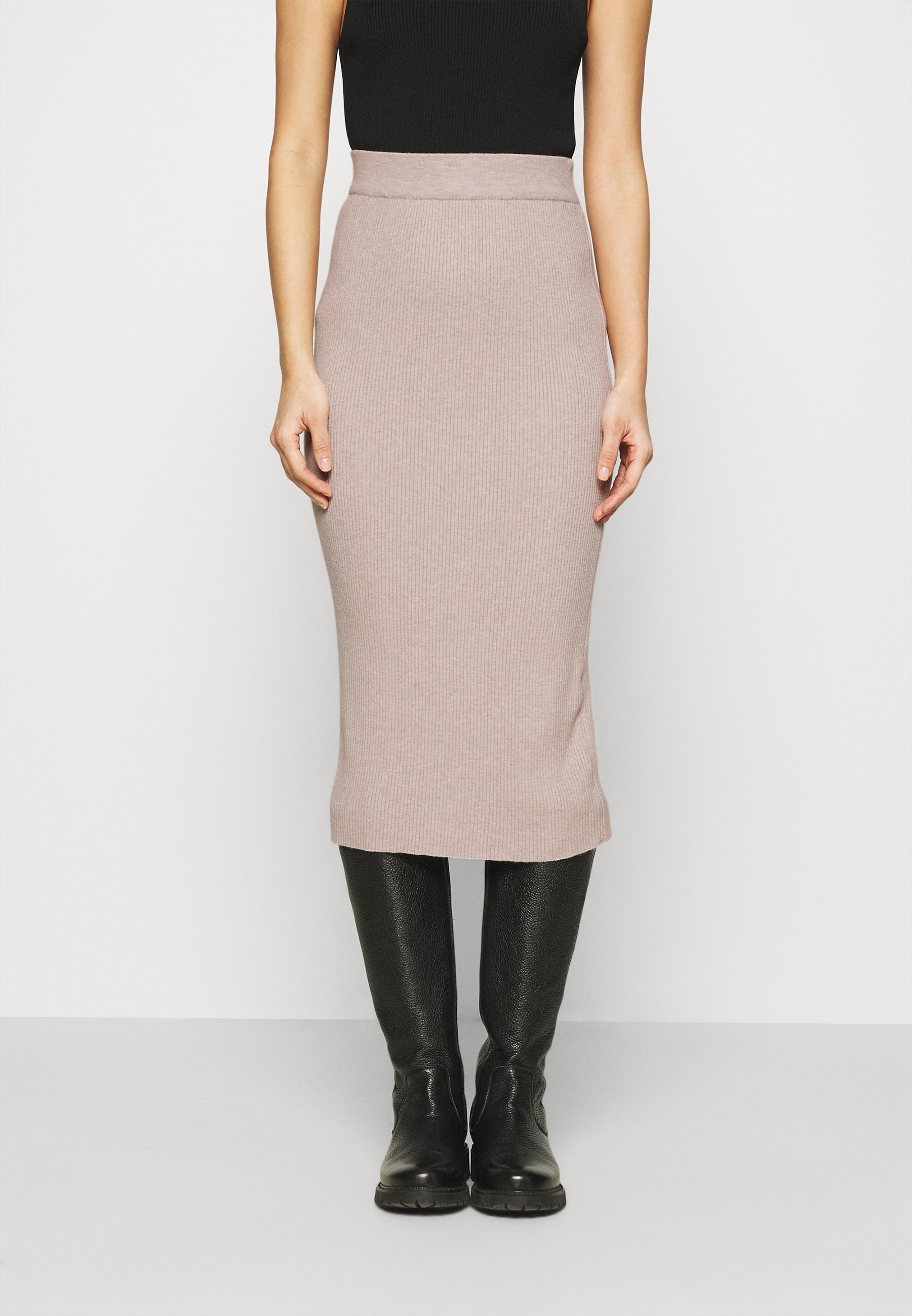 stone skirt