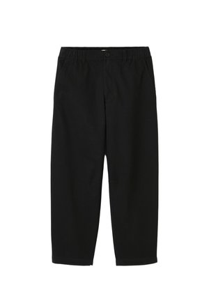 Pantalon noir à jambes droites avec ceinture élastique, fermeture par bouton, passants de ceinture et poches latérales, présenté sur un fond blanc.