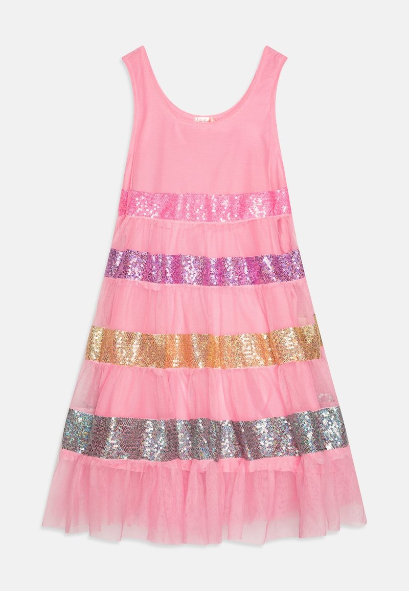 Robe sans manches en tulle rose avec des bandes horizontales pailletées en rose, violet, or et argent sur la jupe.