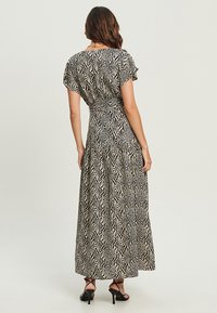TUSSAH TILDA - Maksi suknelė - black white zebra