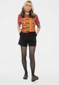 Paradiso Clothing BLINK 182 LOGO REPEAT RINGER - Print T-shirt - red