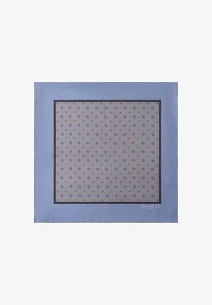 Hedvábný čtvercový šátek s světle modrým okrajem a šedým středem zdobeným modrými květinovými vzory a černým rámem. Název značky: Hackett.