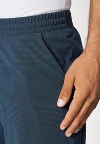 adidas Performance TENNIS ERGO - Športové šortky - aurora ink