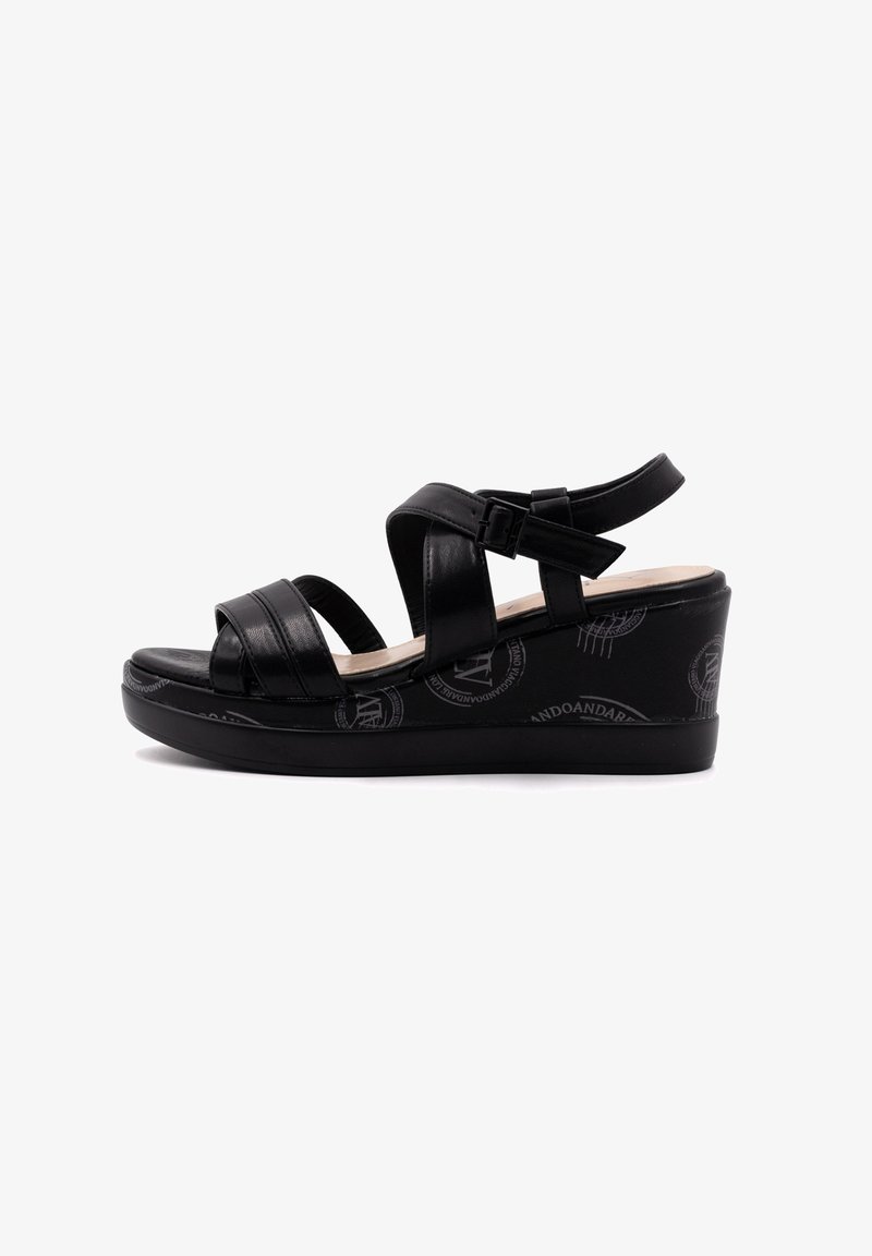 ALV by Alviero Martini Sandali con plateau - black