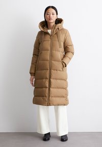Marc O'Polo LONG COAT FEMININE SHAPE  WITH HOOD - Dūnu mētelis - melted nougat