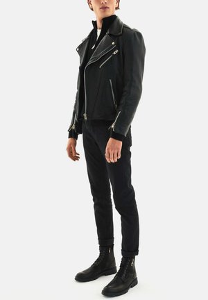 Kazar BERGEN - Botines con cordones - black