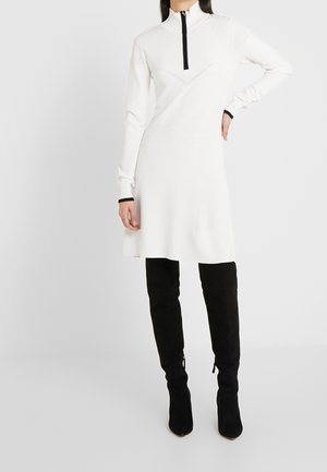 Strickkleid - white