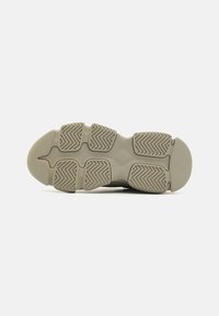 Steve Madden POSSESSIONE - Trainers - abbey stone