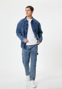 Koton STEVE - Vaqueros boyfriend - blue denim