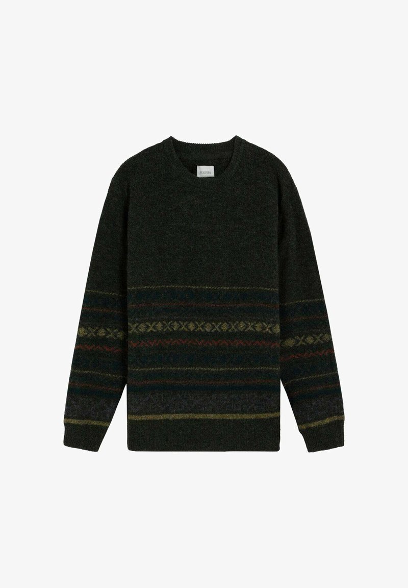 Suéter de lana verde oscuro con cuello redondo y mangas largas. Presenta franjas horizontales con patrones en azul, amarillo y rojo.