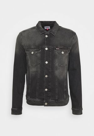 Schwarz gewaschene Jeansjacke mit vorderer Knopfverschluss, zwei Brustklapptaschen und klassischem Kragen, gezeigt auf einfarbigem Hintergrund.