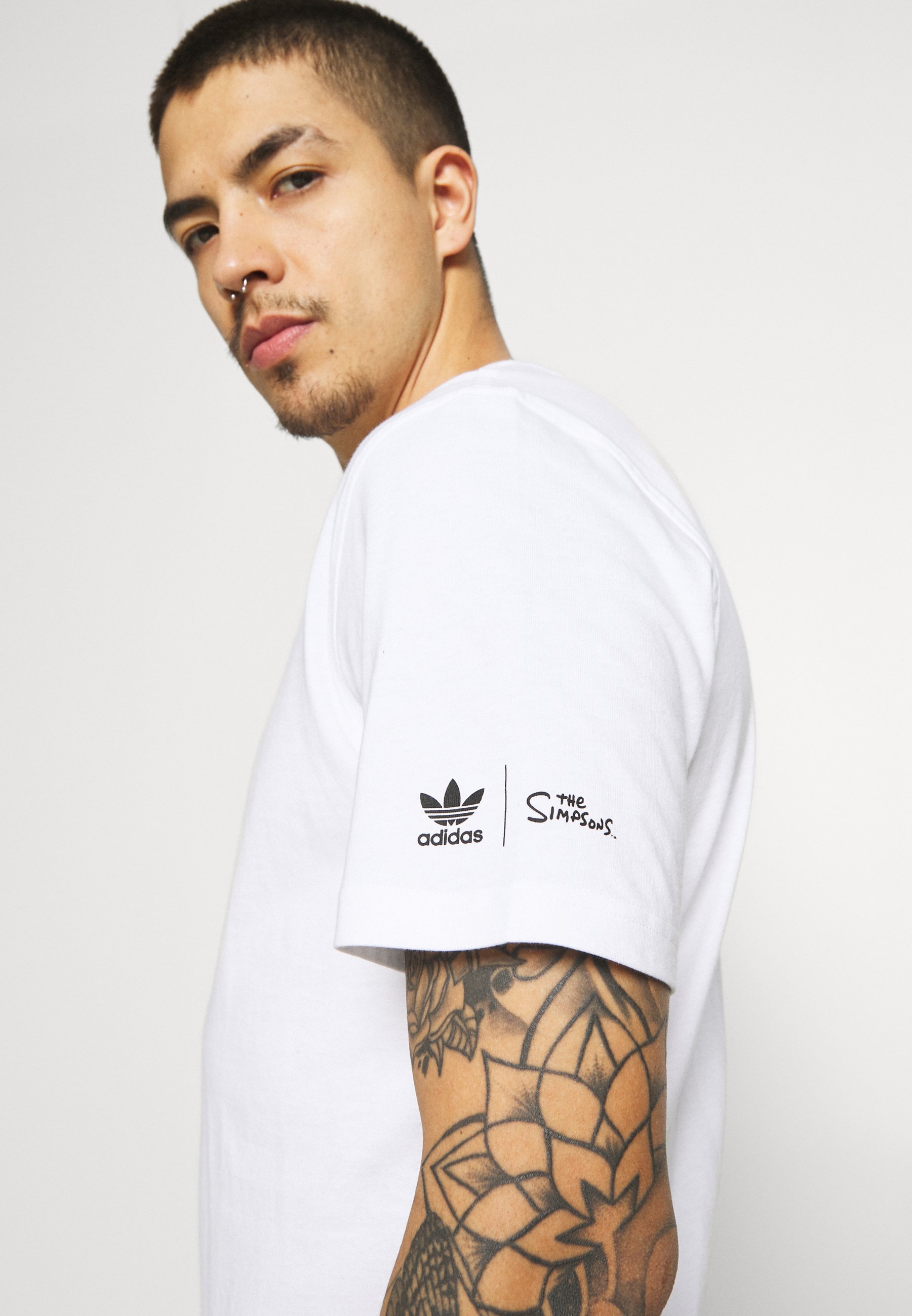 Camiseta Casual adidas The Simpsons Ski Graphic de Hombre | Innovasport
