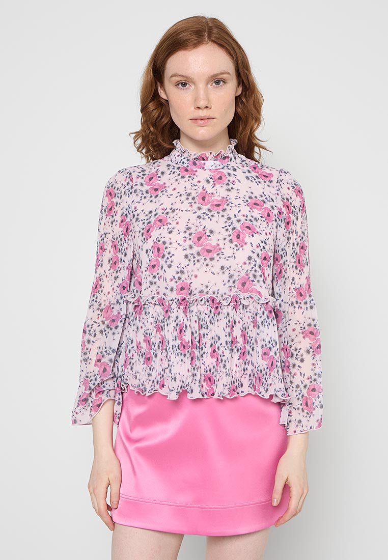 Ganni Blouse abrikoos
