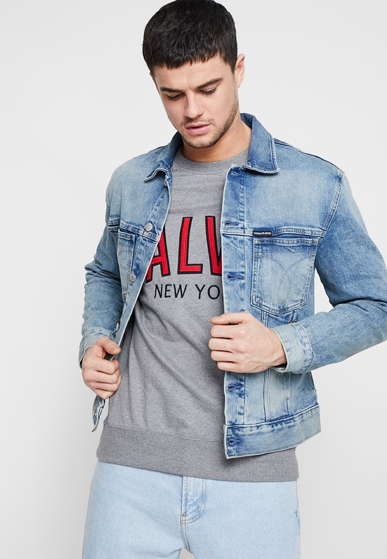 calvin klein modern classic trucker