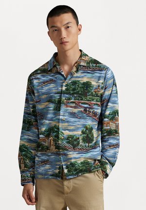 CLASSIC FIT SCENIC PRINT CAMP SHIRT - Košeľa - regatta scenic