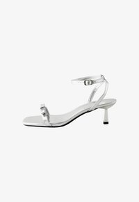 Unselected, silver