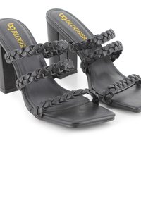 Blogger Mules de tacón - black