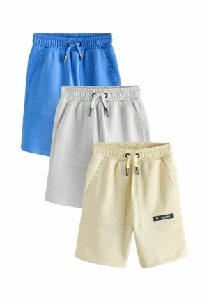 Három alkalmi, húzózsinóros rövidnadrág kék, világosszürke és bézs színekben, mindegyiknek elülső zsebei és elasztikus derékpántjai vannak.