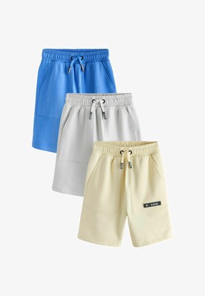 Tři volnočasové šortky na stažení v modré, světle šedé a béžové barvě, každé s předními kapsami a elastickým pasem.