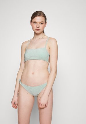 ONLY ONLSELMA BACKLESS GLIMMER SET - Μπικίνι - mist green
