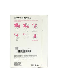 Anleitung zur Anwendung von Nagellack mit Illustrationen, die rosa und weiße Farben zeigen. Die Anleitung umfasst das Entfernen einer klaren Abdeckung, Abziehen und das Auftragen der Streifen.