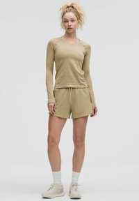 lululemon SWIFTLY TECH LONG SLEEVE RACE 2.0 - Longsleeve - sheer oak sheer oak