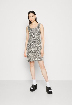 JDY JDYSTARR LIFE O NECK DRESS - Φόρεμα ημέρας - black