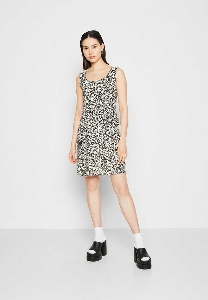 JDY JDYSTARR LIFE O NECK DRESS - Φόρεμα ημέρας - black