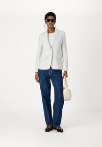 Calvin Klein COMFORT CREW-NECK - Džemperis - egret