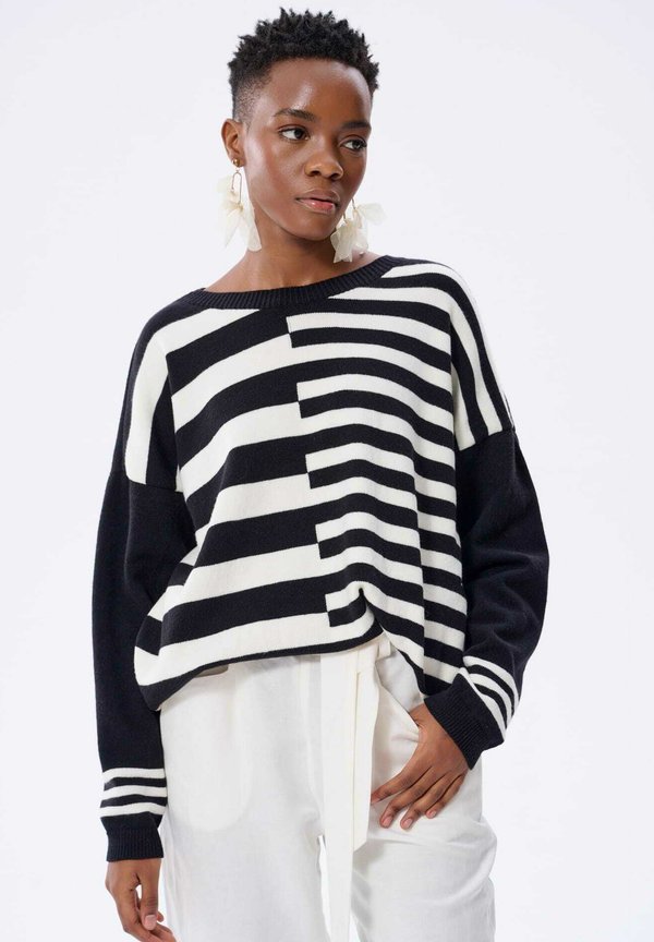 PIANO - Strickpullover