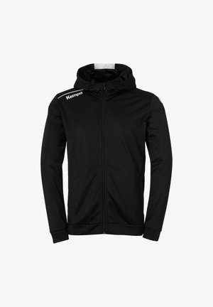 Zwarte rits hoodie gemaakt van zacht materiaal, met een capuchon, lange mouwen en witte logo-details op de borst en schouder.