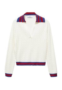 Pullover bianco lavorato a maglia con scollatura a V profonda, caratterizzato da un colletto e un orlo a righe rosse e blu a coste. La trama è leggermente decorata.