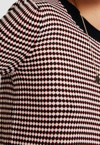 Kaffe Neule - black