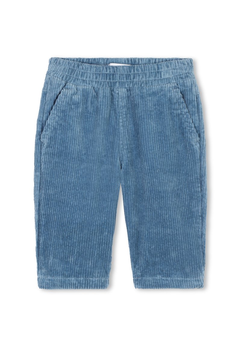 Shorts en velours côtelé bleu avec une surface texturée, dotés de deux poches latérales et d'une taille élastique pour plus de confort.