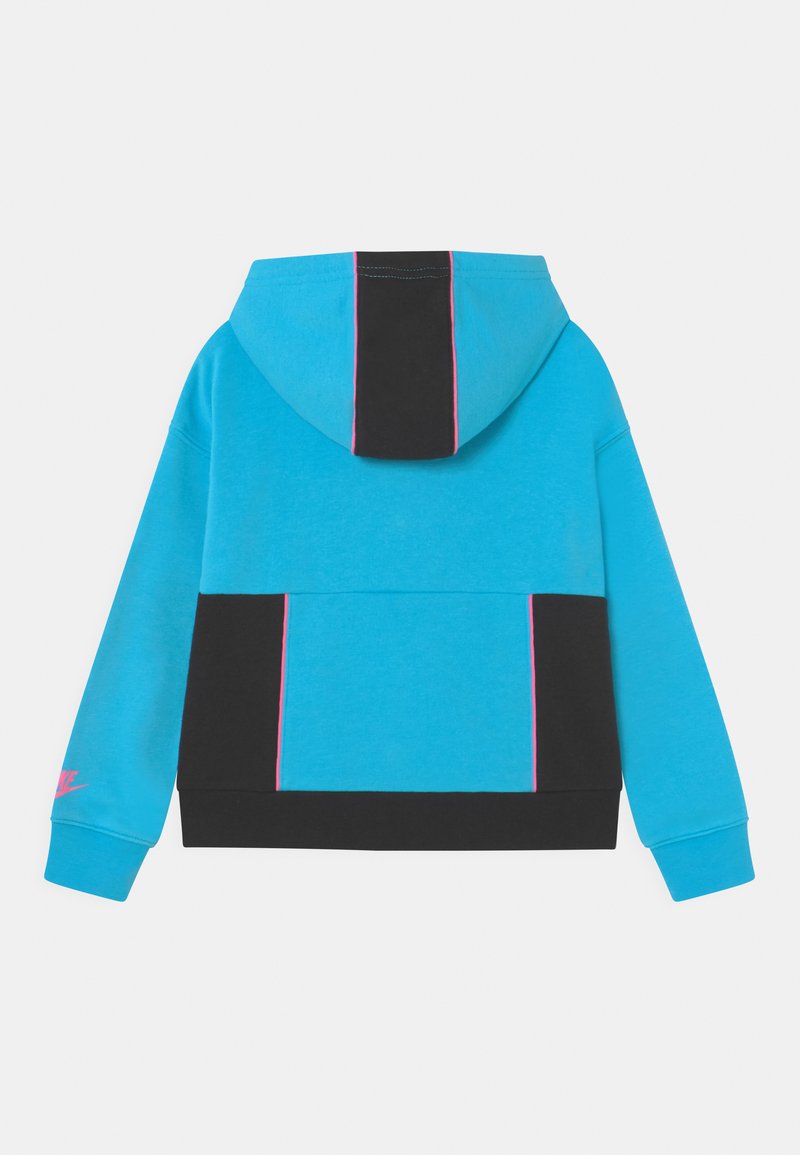 Hooded sweatshirt in helder blauw en zwart, met een color-block ontwerp met roze accenten, zachte textuur en ribgebreide manchetten.