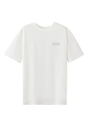 Biela krátky rukáv s okrúhlym výstrihom tričko s malým potlačeným textom na ľavej strane hrudníka s nápisom "THE ULTIMATE MEETING SPOT."