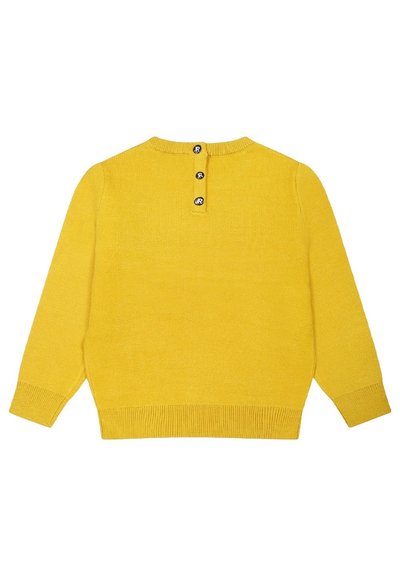 Maglione giallo lavorato a maglia con maniche lunghe, scollatura rotonda e tre bottoni neri sul retro. I polsini e l'orlo a costine conferiscono struttura.