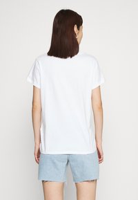 Levi's® THE PERFECT TEE - Camiseta estampada - gradient white