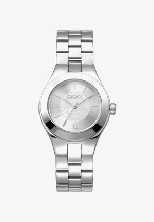 Zilveren horloge van roestvrij staal met een gestructureerde zilveren wijzerplaat, minimalistische uurmarkers en subtiele glinsterende accenten. Het heeft een armband met een schakelsysteem.