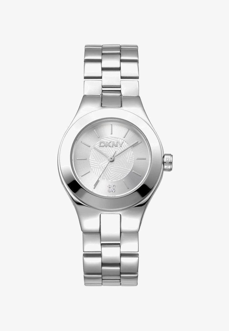 Silberner Edelstahluhren mit einem strukturierten silbernen Zifferblatt, minimalistischen Stundenmarkierungen und dezenten funkelnden Akzenten. Verfügbar mit einem verlinkten Armbanddesign.